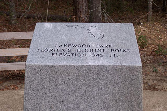 Lakewood Park Monument